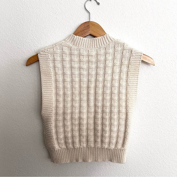 Madewell Cream Sleeveless Knit Vest - Picture 3 of 10